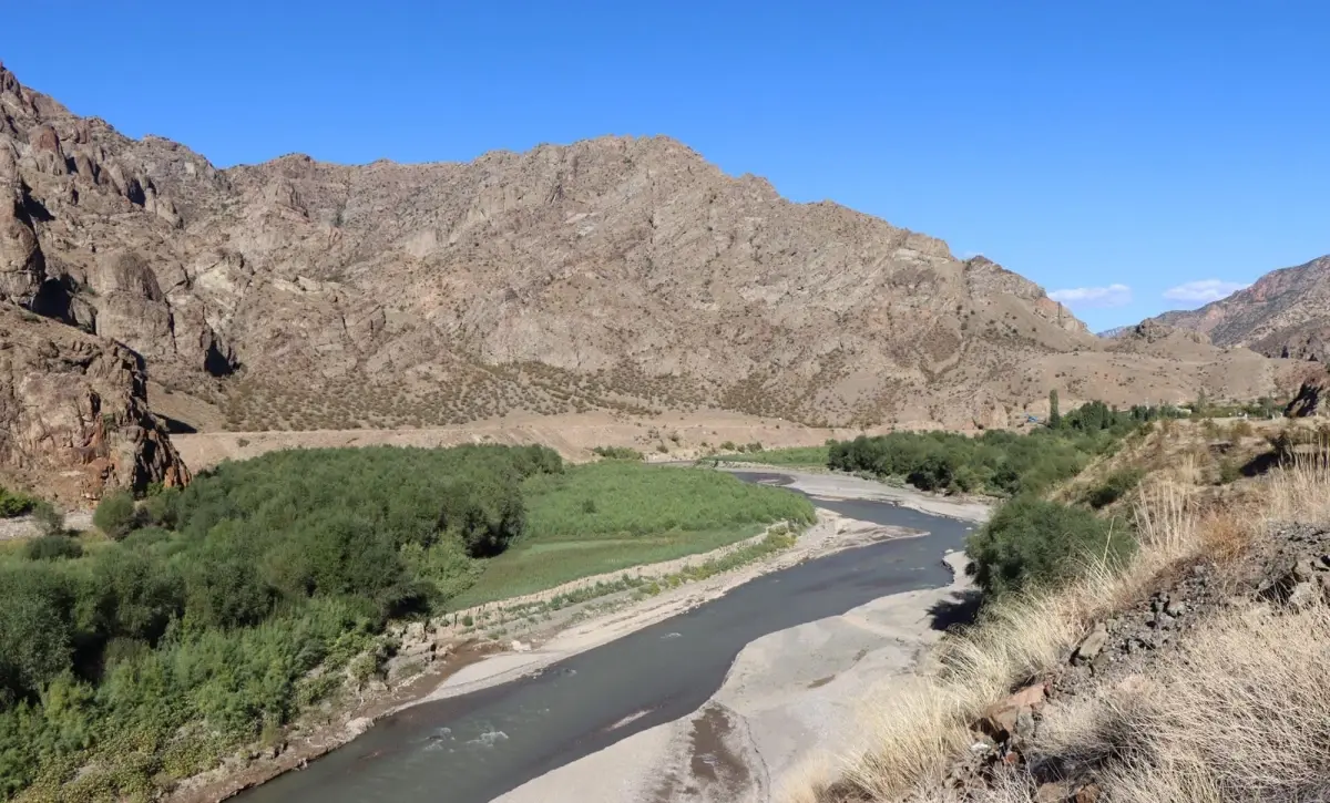 Ayvalı Baraj Gölü’nde Su Seviyesi Düştü