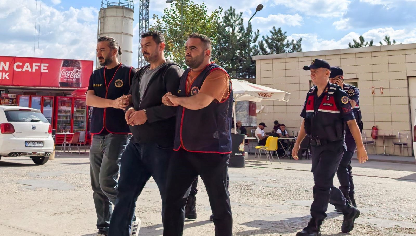 FETÖ hükümlüsü eski infaz koruma memuru Bursa’da yakalandı