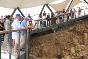 gobeklitepenin gunluk ziyaretci sayisi ortalama 5 bini buldu GCC17TZJ.jpg