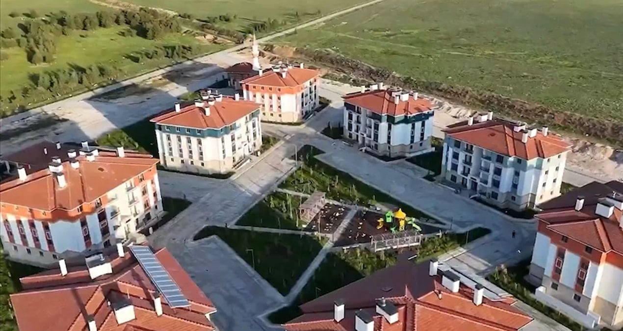 500 bin sosyal konut projesinde iban tuzagi btk sahte sayfalari kapatti VLsXFJua.jpg