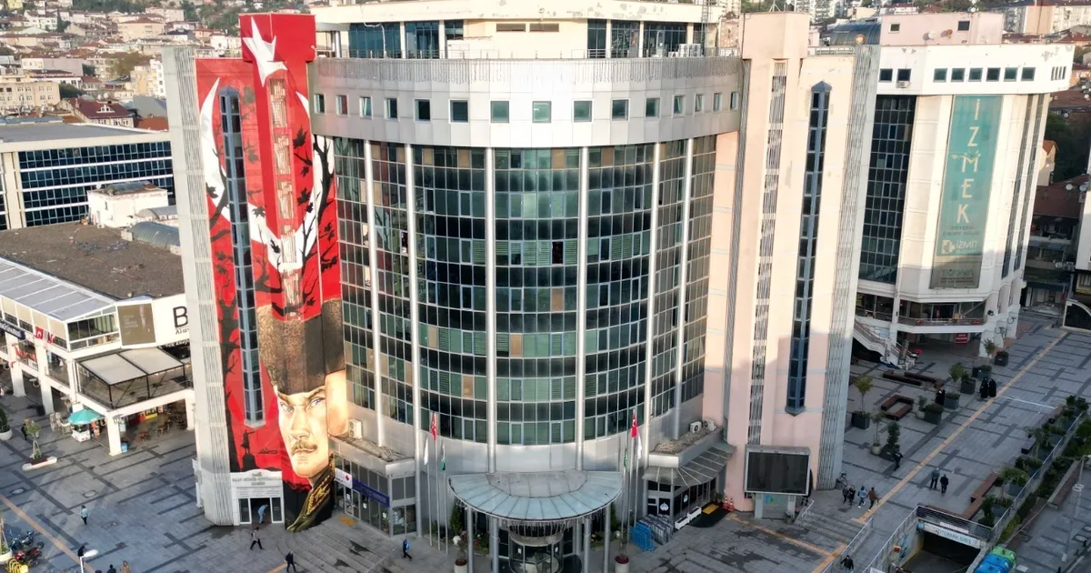 İzmit Belediyesi Temizlik Timi’ni güçlendiriyor