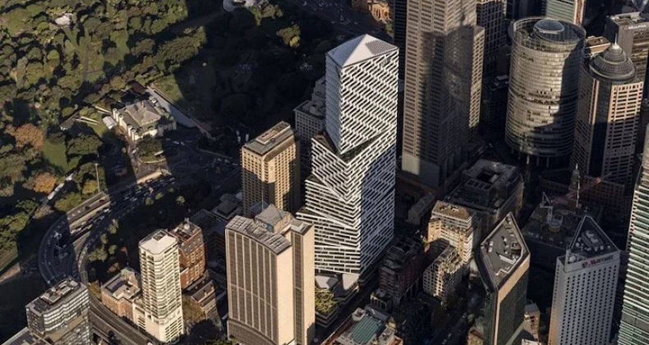 Eski gökdeleni yıkmak yerine 9 kat daha çıktılar! Bina nüfusu iki katına çıktı