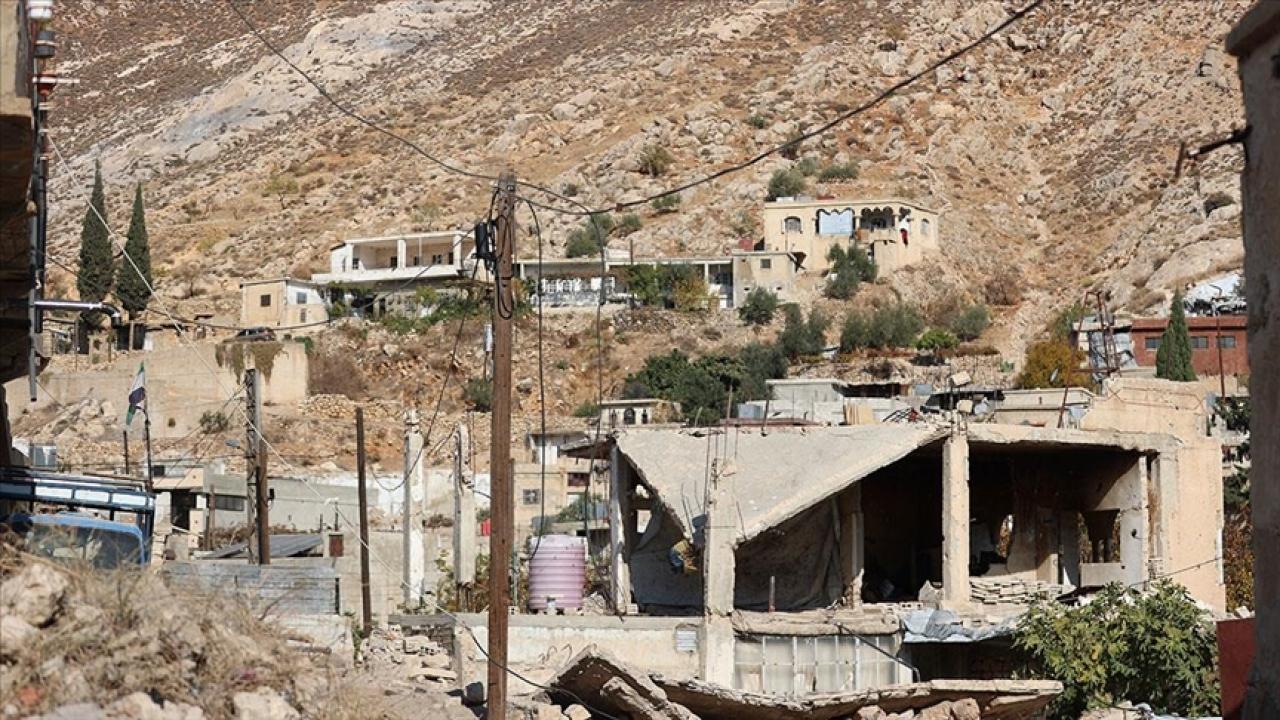 İsrail’den Suriye’de ikinci ihlal: Köye baskın düzenledi