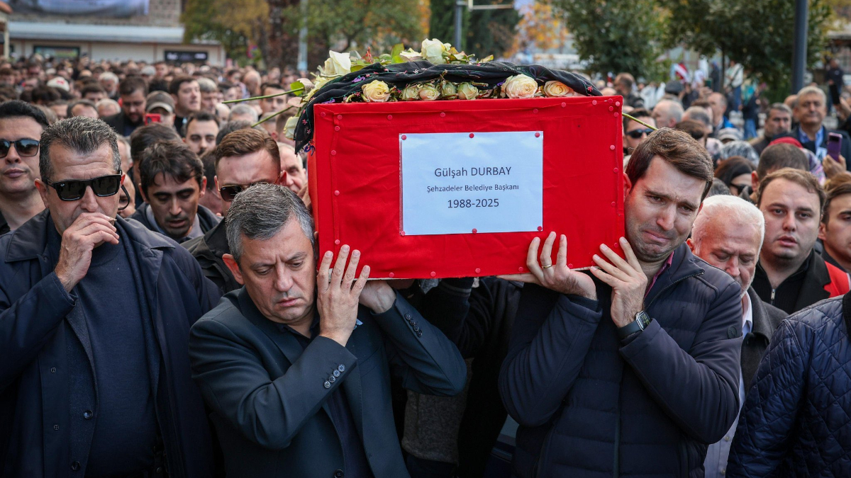 Özgür Özel’den Gülşah Durbay’a veda