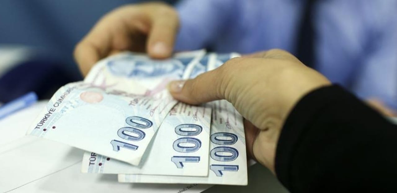 Üçüncü büyük memur sendikası iş bırakma kararı aldı