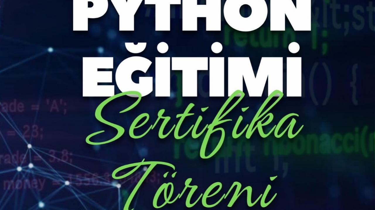 Uluslararası öğrencilere Python eğitimi